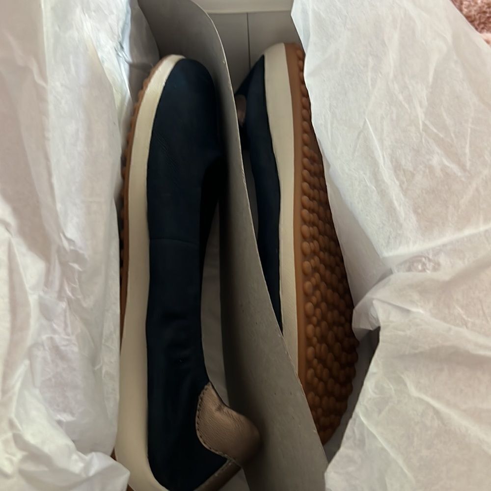 NEW Caslon comfy flat leather navy blue 6.5 - Picture 11 of 11